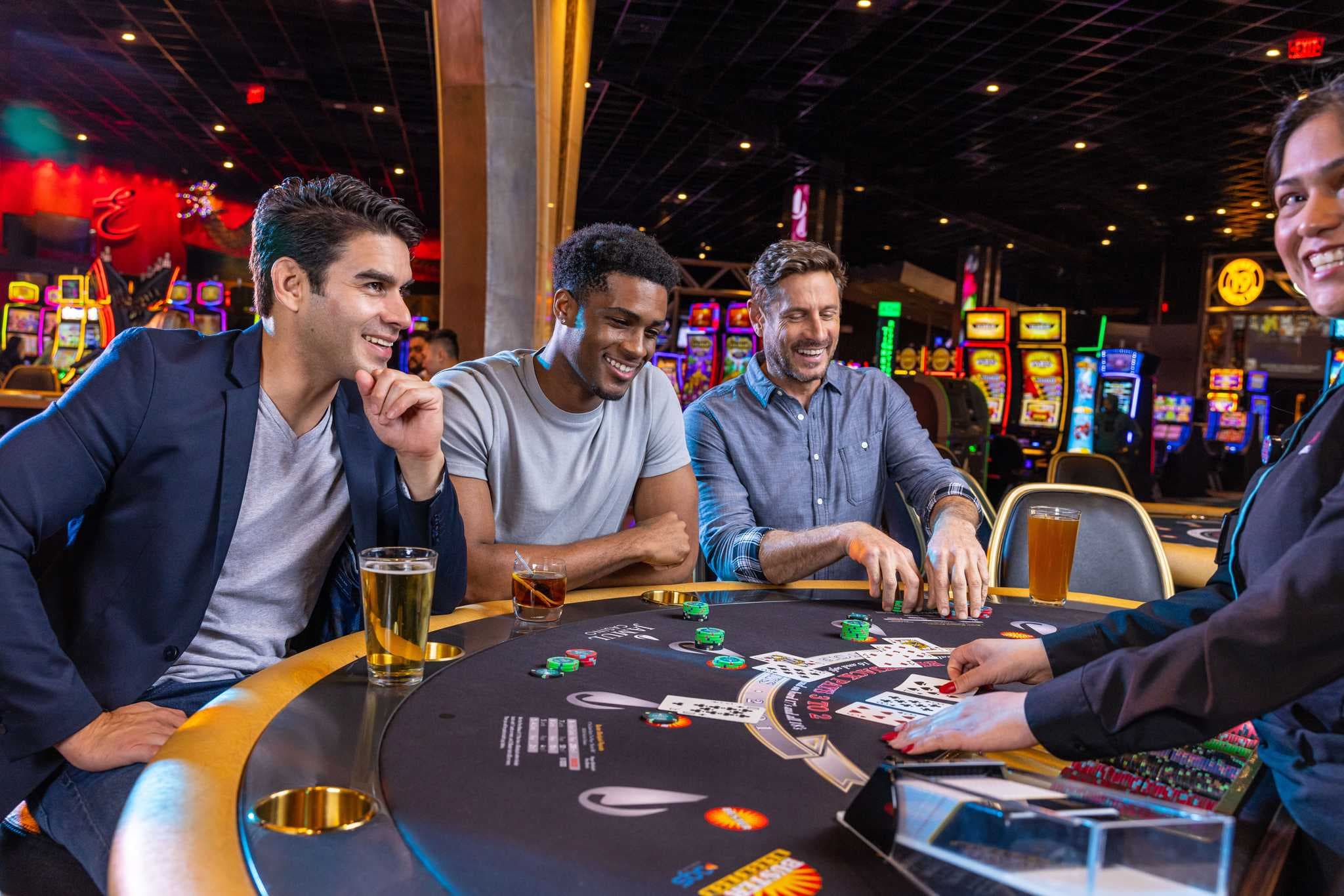 Online Poker mit Echtgeld: Spielerfahrungen und Bewertungen
