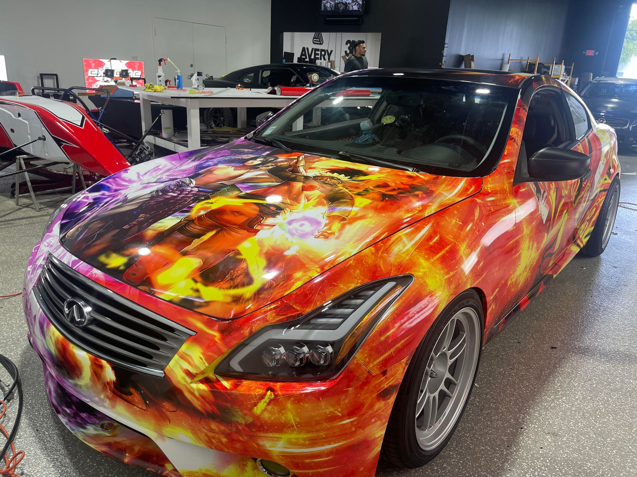 Anime for Car – Individuelle Fahrzeugbeschriftung für Ihren Itasha, die Blicke auf sich zieht